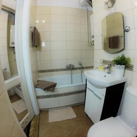 - Mi Old Town Swietojanska Apartamento