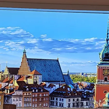 - Mi Old Town Swietojanska * Varsó