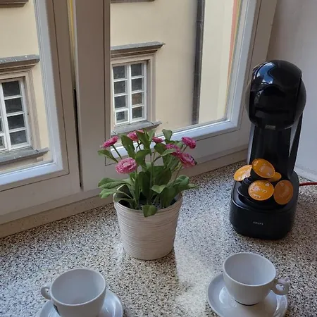 - Mi Old Town Swietojanska * Varsovia